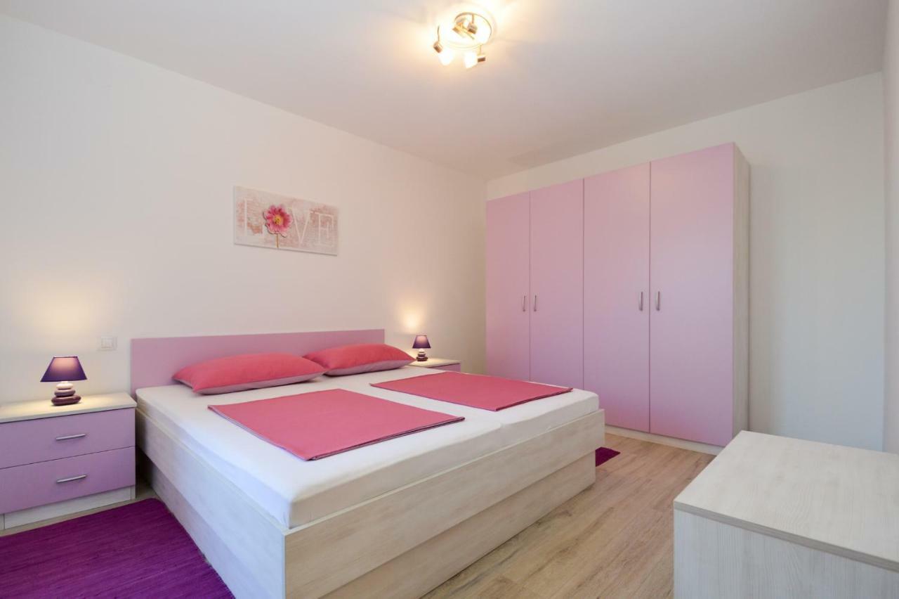 Apartment Mit- Mir Fondole Exteriér fotografie