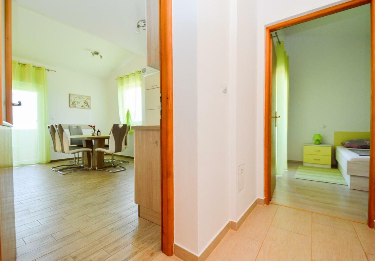 Apartment Mit- Mir Fondole Exteriér fotografie
